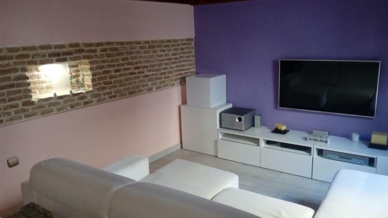 Cosy Double Room + Private Bathroom Sevilla Center מראה חיצוני תמונה